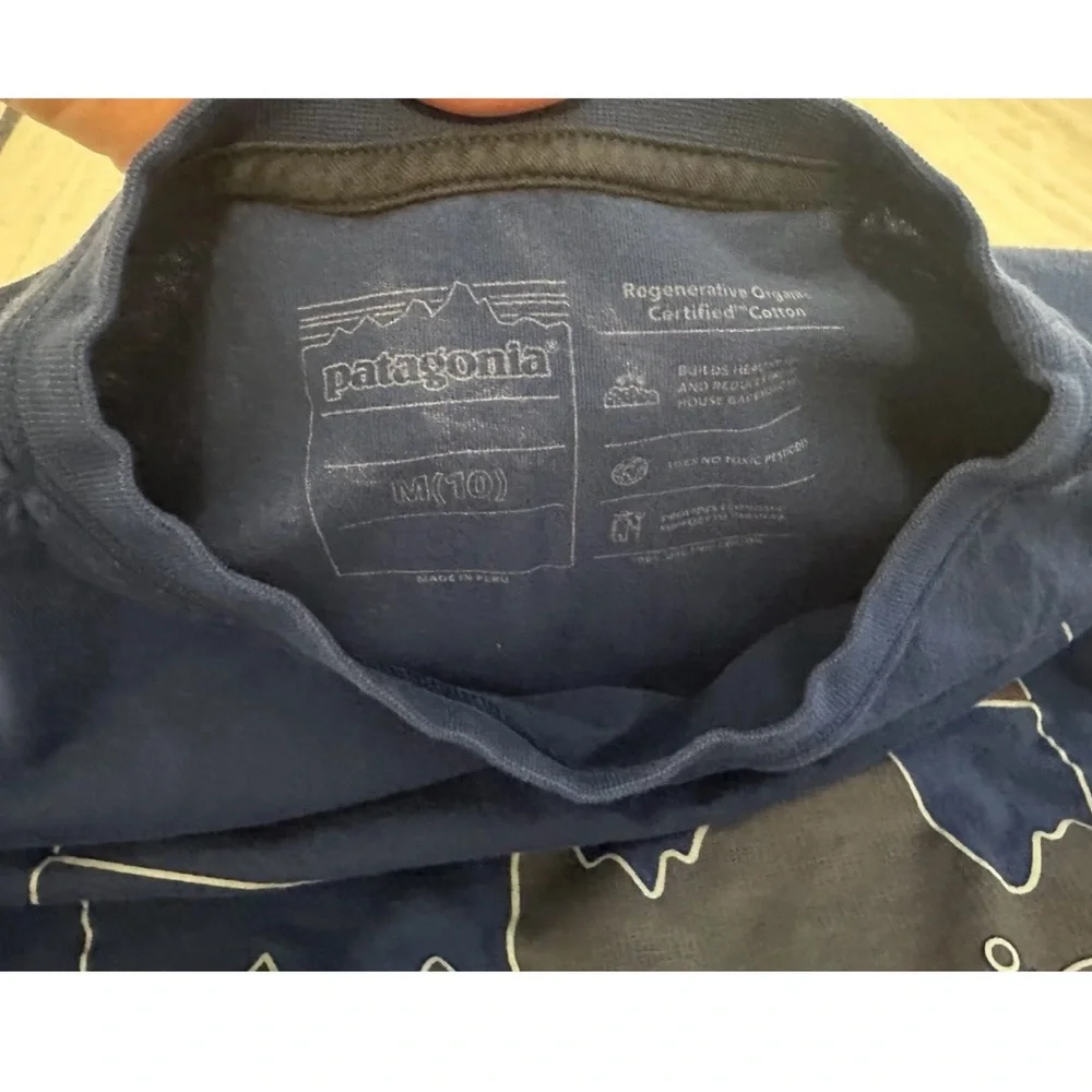 Patagonia Kids Navy Long Sleeve Tee, size M (10), EUC. - Picture 2 of 3